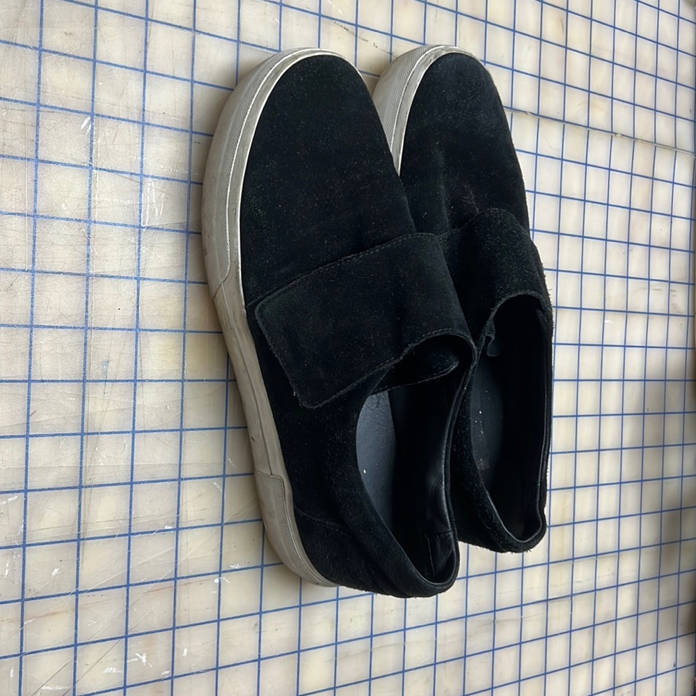 Vince Cage Suede Hook Loop Platform Shoe.Size 9.5